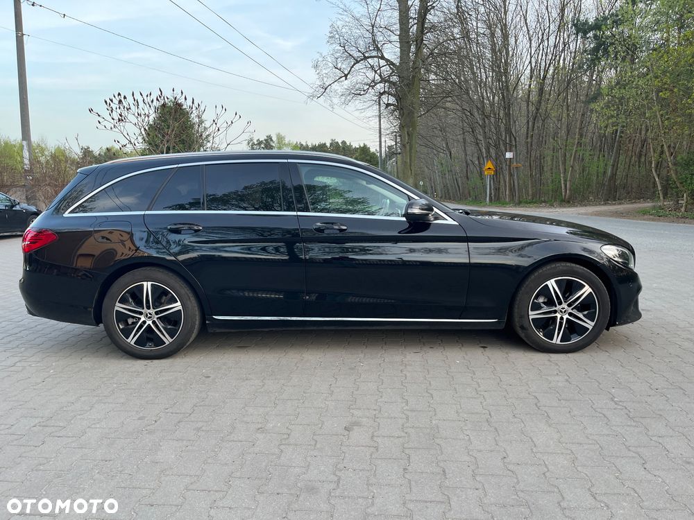 Mercedes-Benz Klasa C 220 d 9G-TRONIC Avantgarde - 4