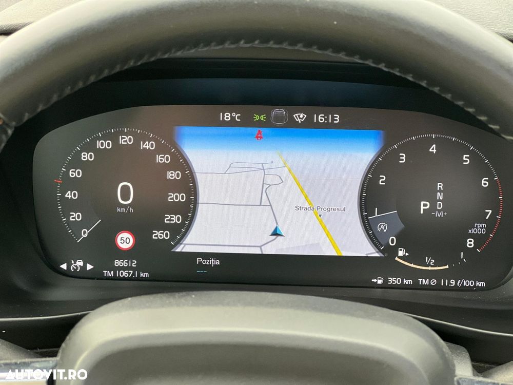 Volvo XC 40 T5 AWD Momentum Pro - 27