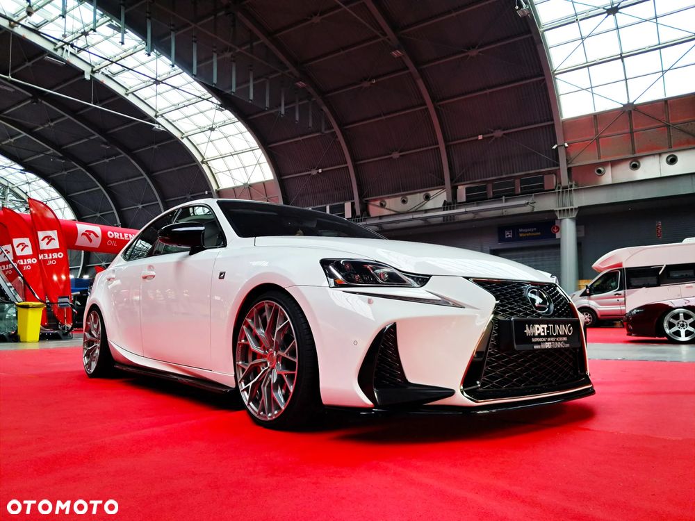 Lexus IS 200t F Sport - 31