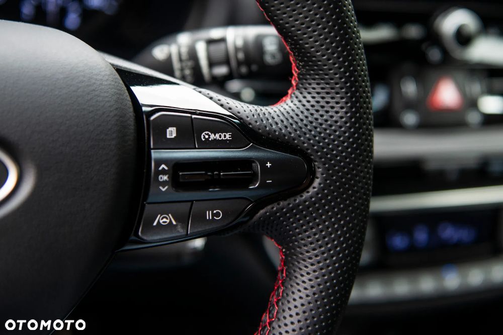 Hyundai i30 1.5 T-GDI 48V-Hybrid N-Line - 36