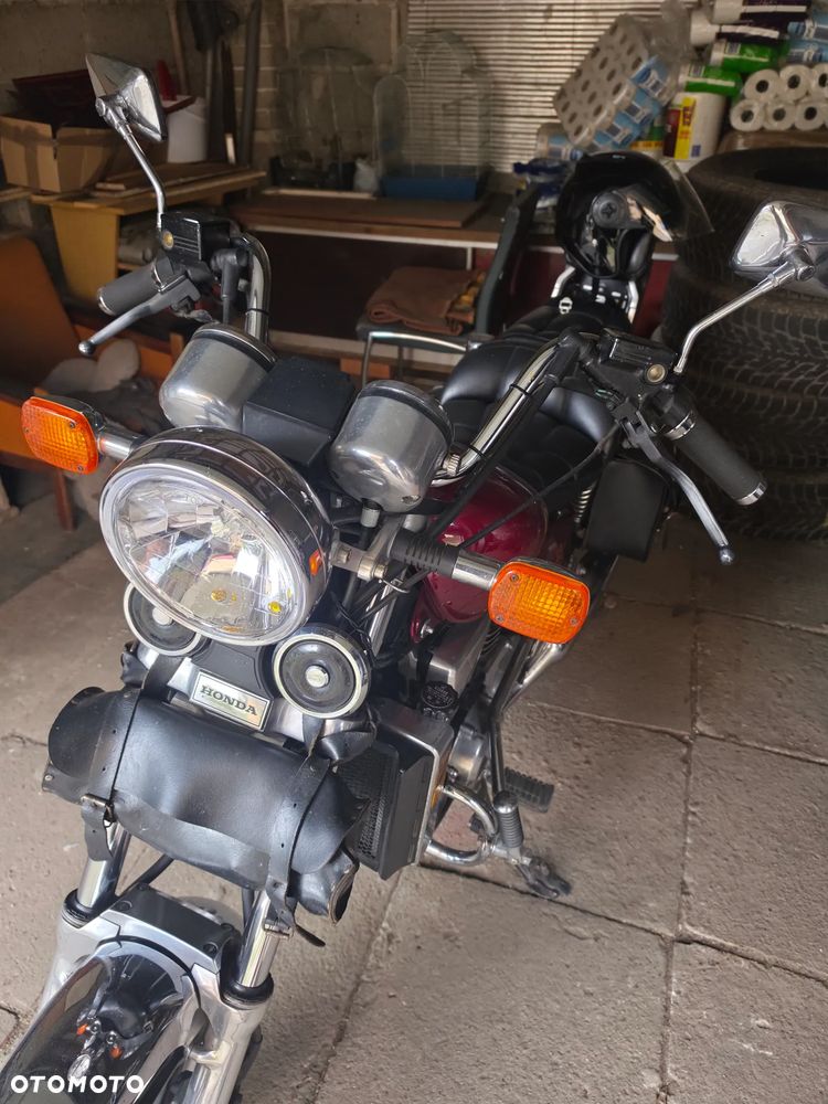 Honda VF - 4