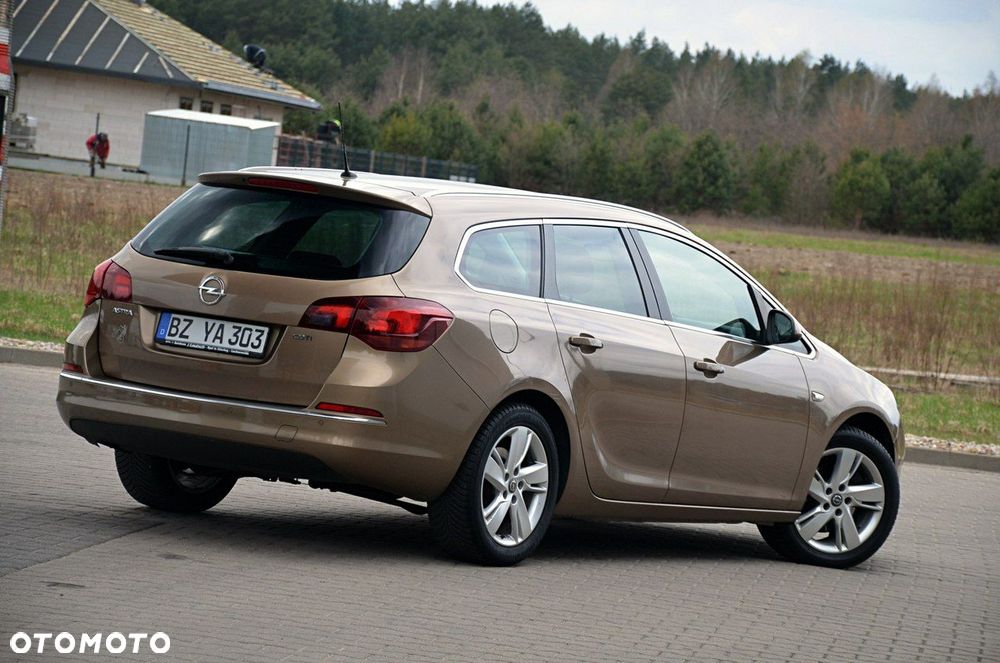 Opel Astra - 11