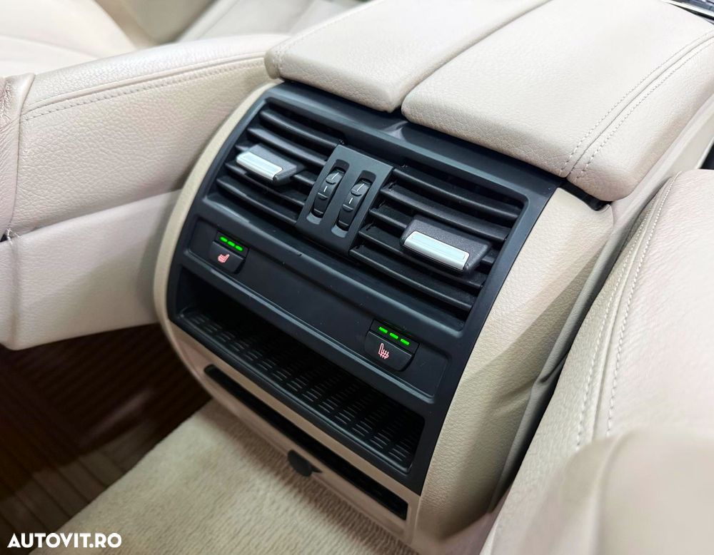 BMW Seria 5 520d Luxury Line - 19