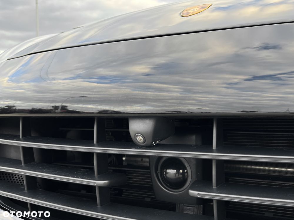 Porsche Cayenne Diesel Platinum Edition - 16