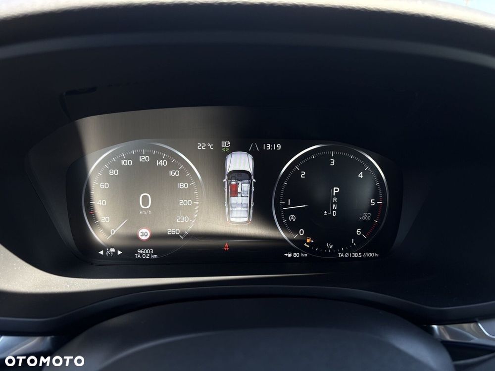 Volvo V60 D3 Momentum Pro - 17
