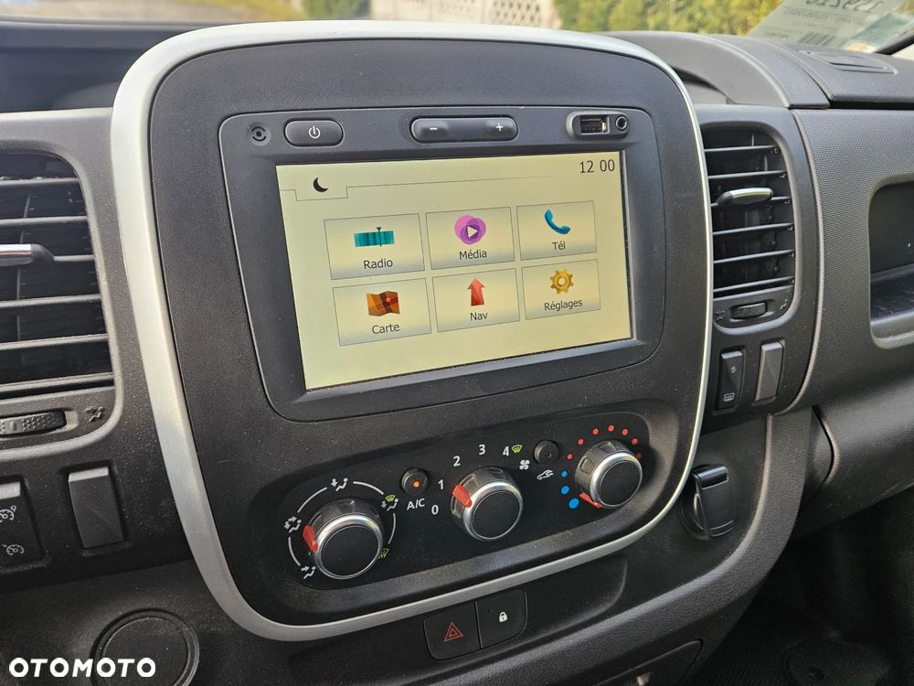 Renault Trafic - 15