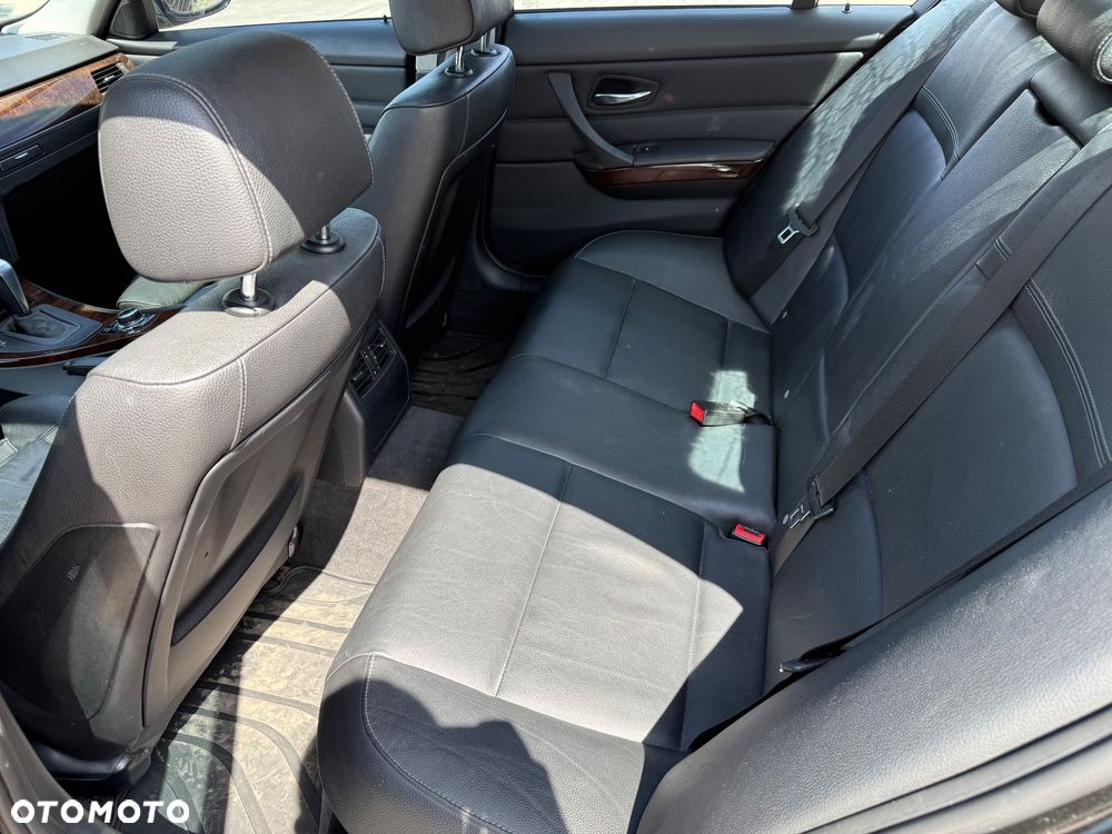 BMW Seria 3 335d - 9