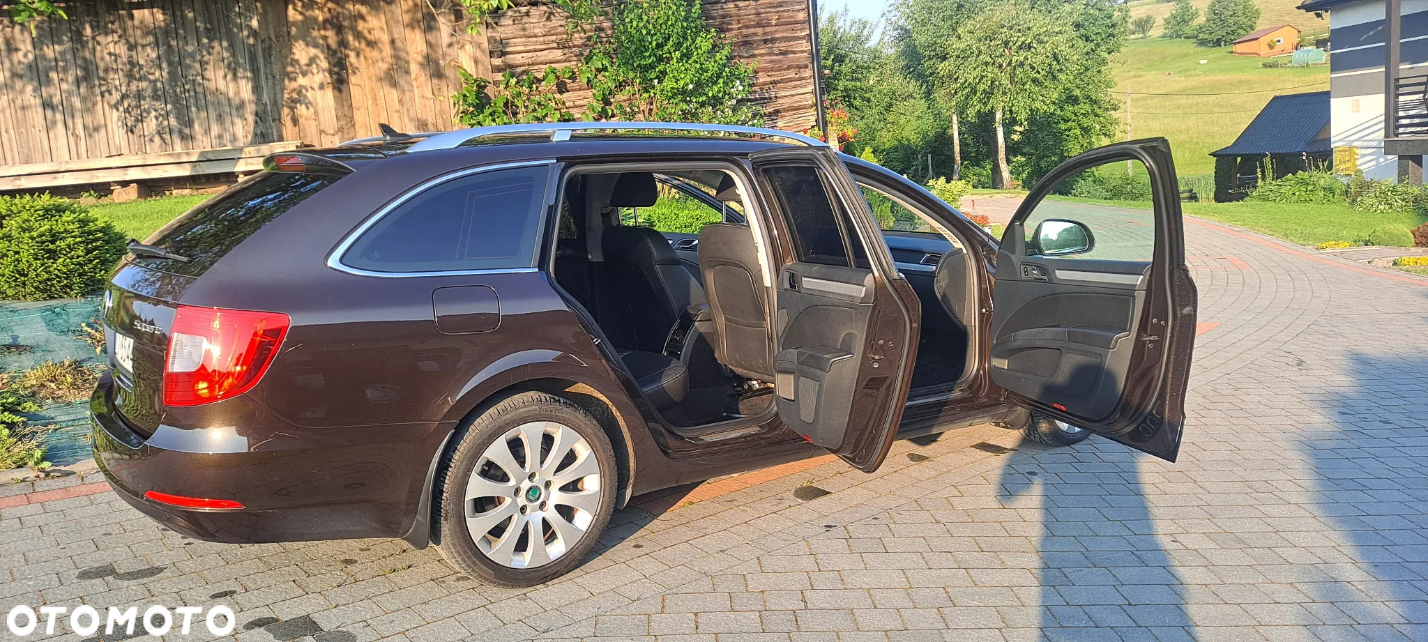 Skoda Superb 2.0 TDI 4x4 Ambition - 4