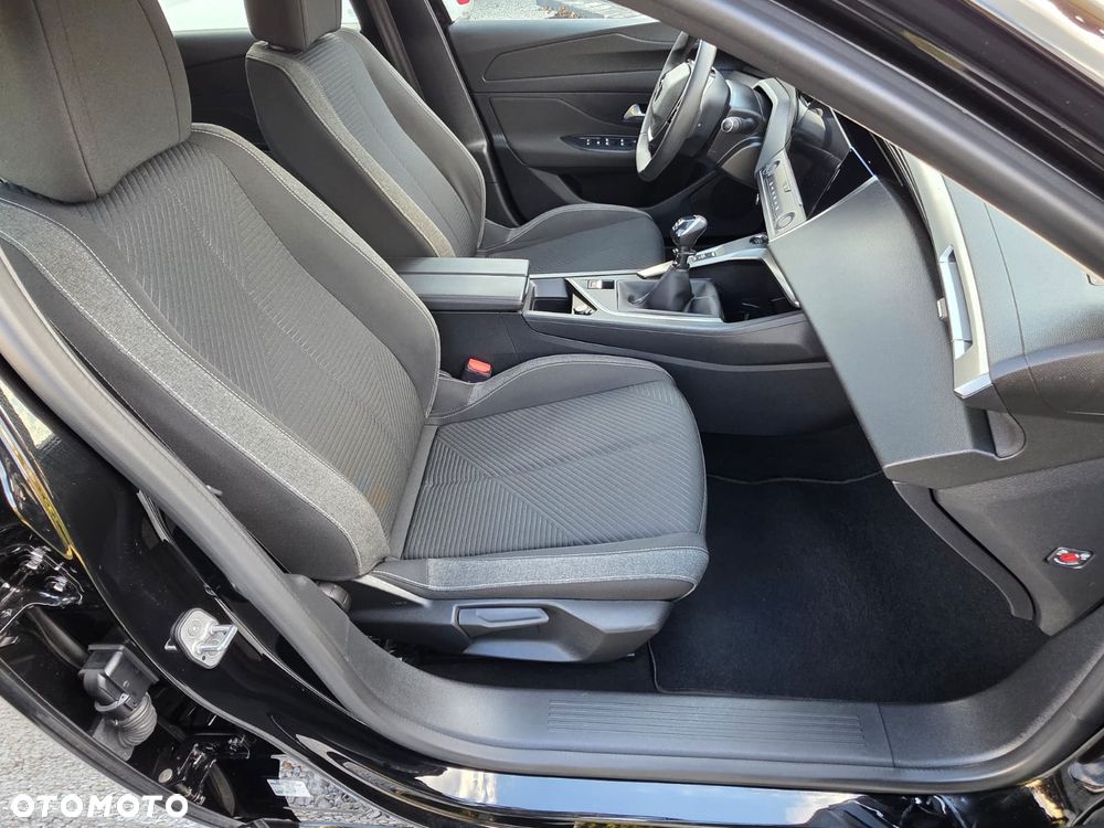 Peugeot 308 - 16