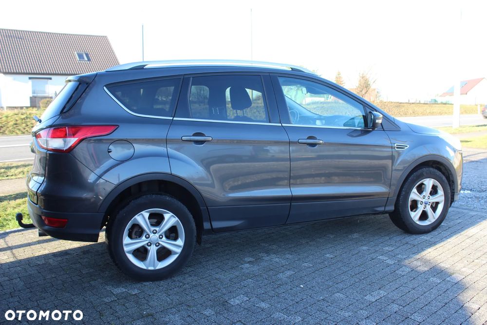 Ford Kuga 2.0 TDCi 2x4 Trend - 5