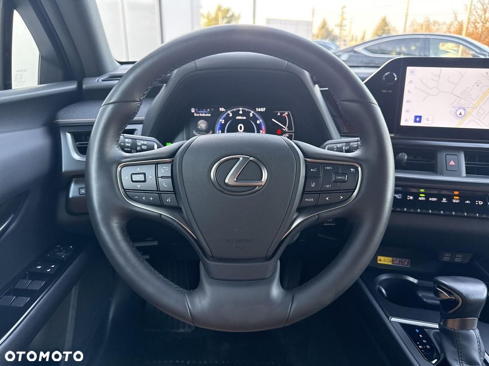 Lexus UX - 20