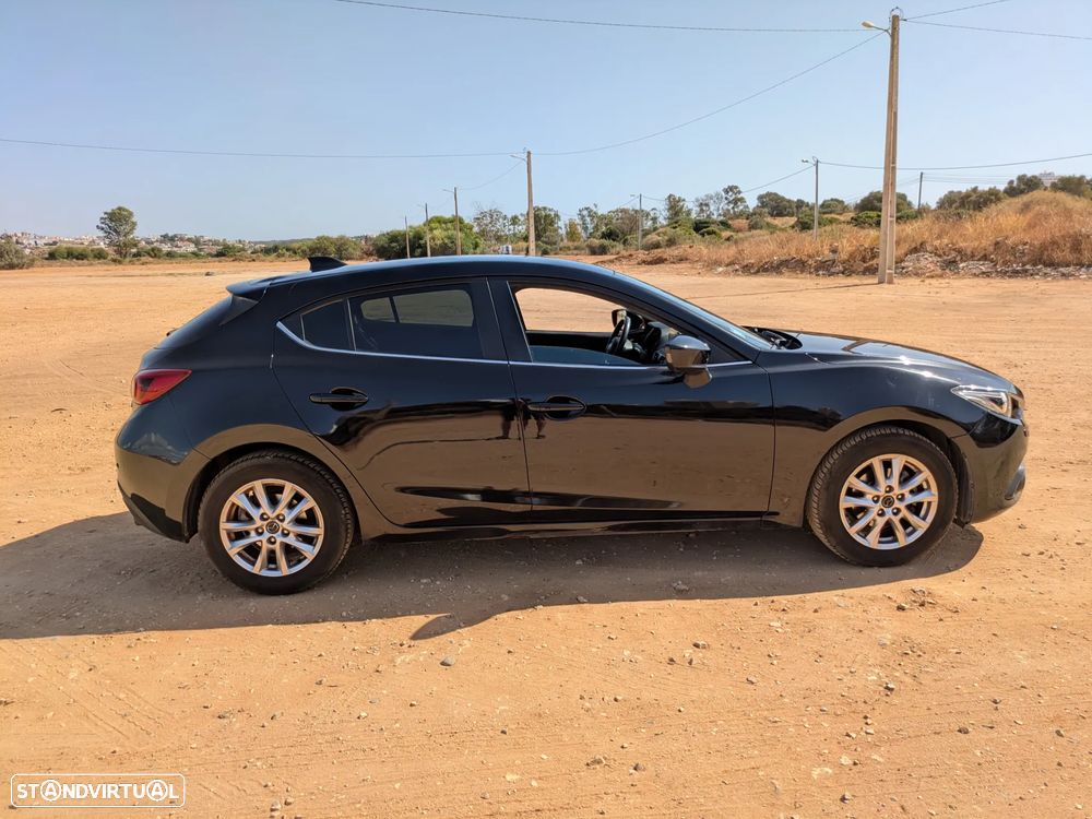 Mazda 3 1.5 Sky-G Evolve - 6