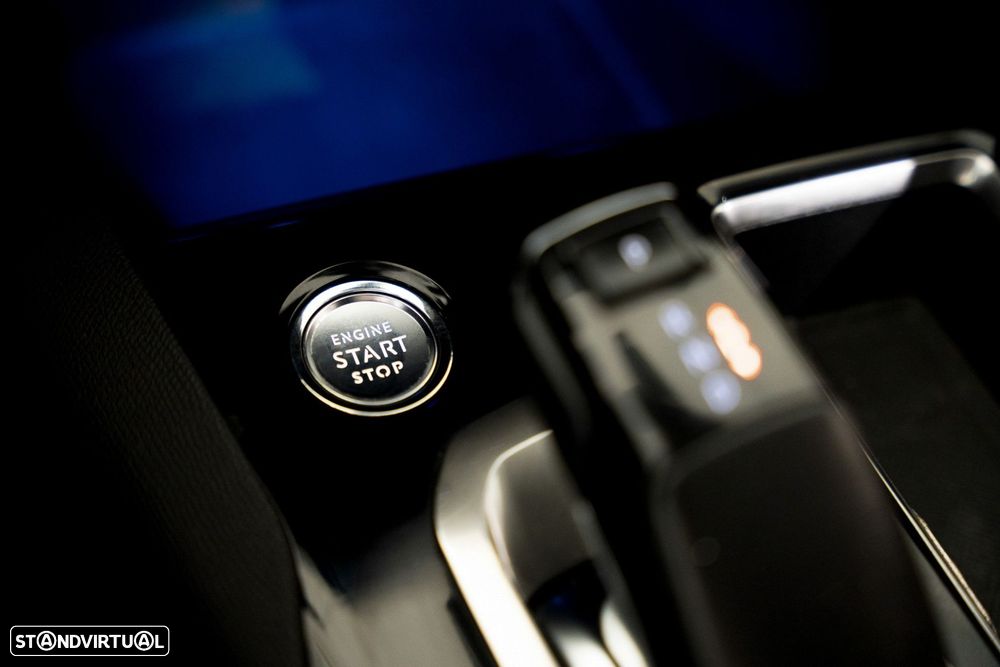 Peugeot 3008 1.2 PureTech Allure EAT8 - 11