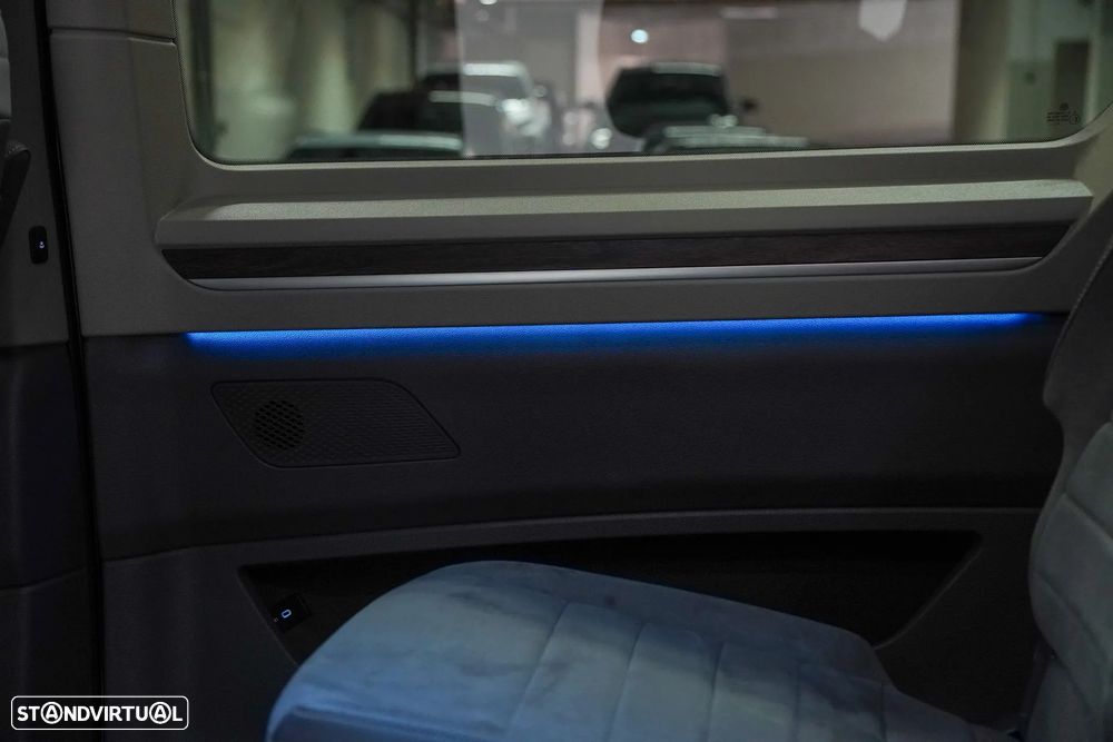 VW Multivan 2.0 TDI Style Longa DSG - 16