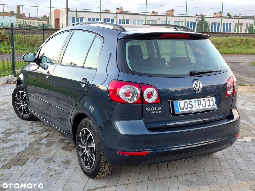 Volkswagen Golf Plus - 24