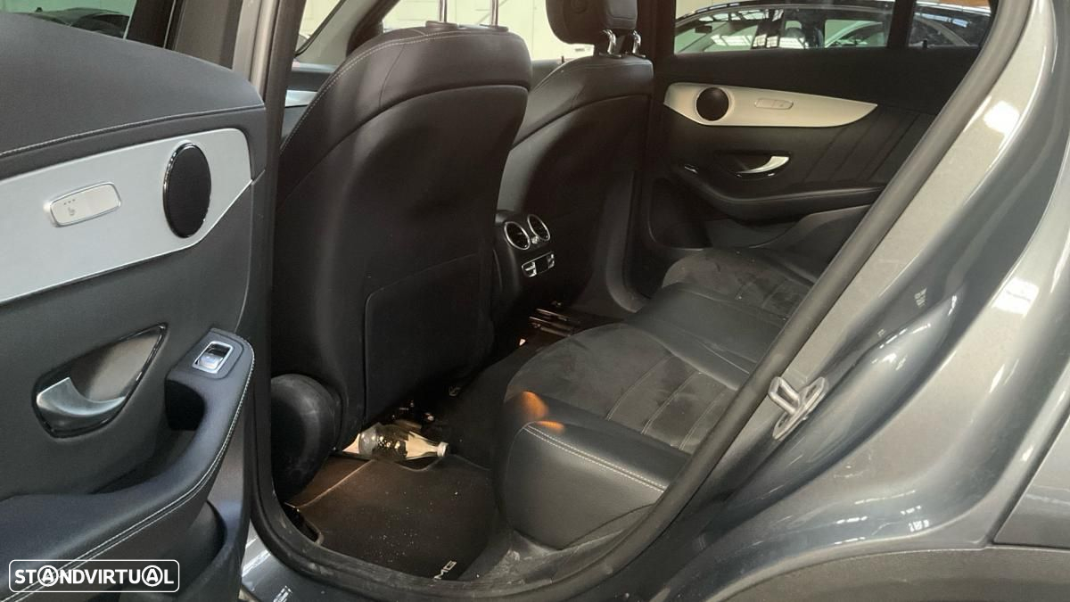 Mercedes-Benz GLC 300 de 4Matic - 3