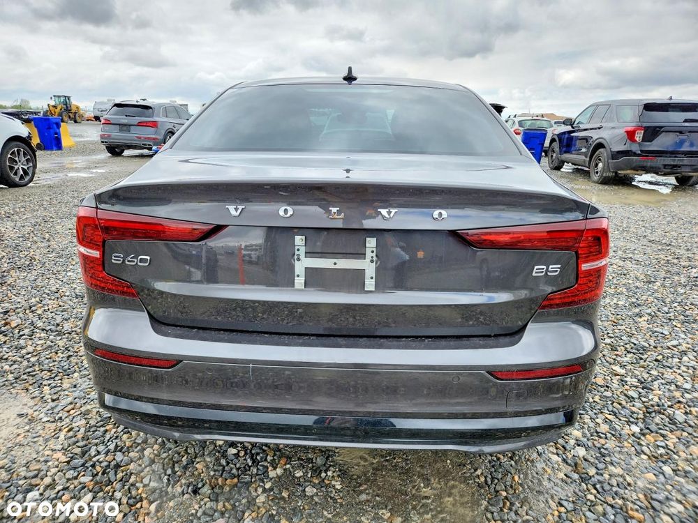 Volvo S60 B5 B Ultimate Dark - 6