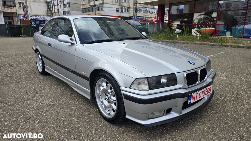BMW M3 Standard - 1