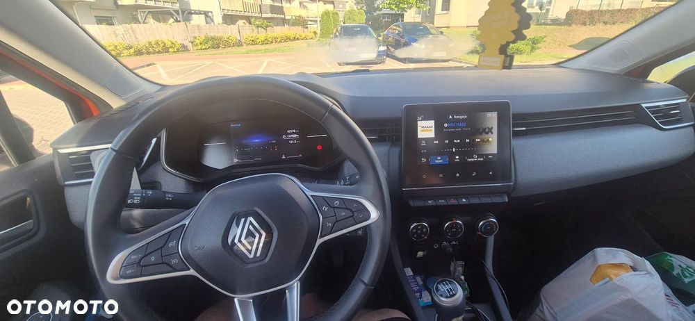 Renault Clio 1.0 TCe Evolution - 5