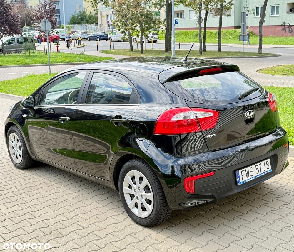Kia Rio 1.2 Business Line - 6
