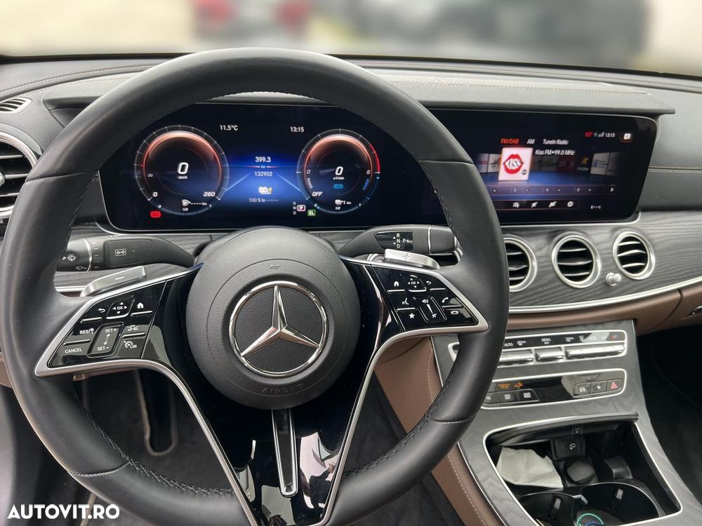 Mercedes-Benz E 300 Aut. - 11