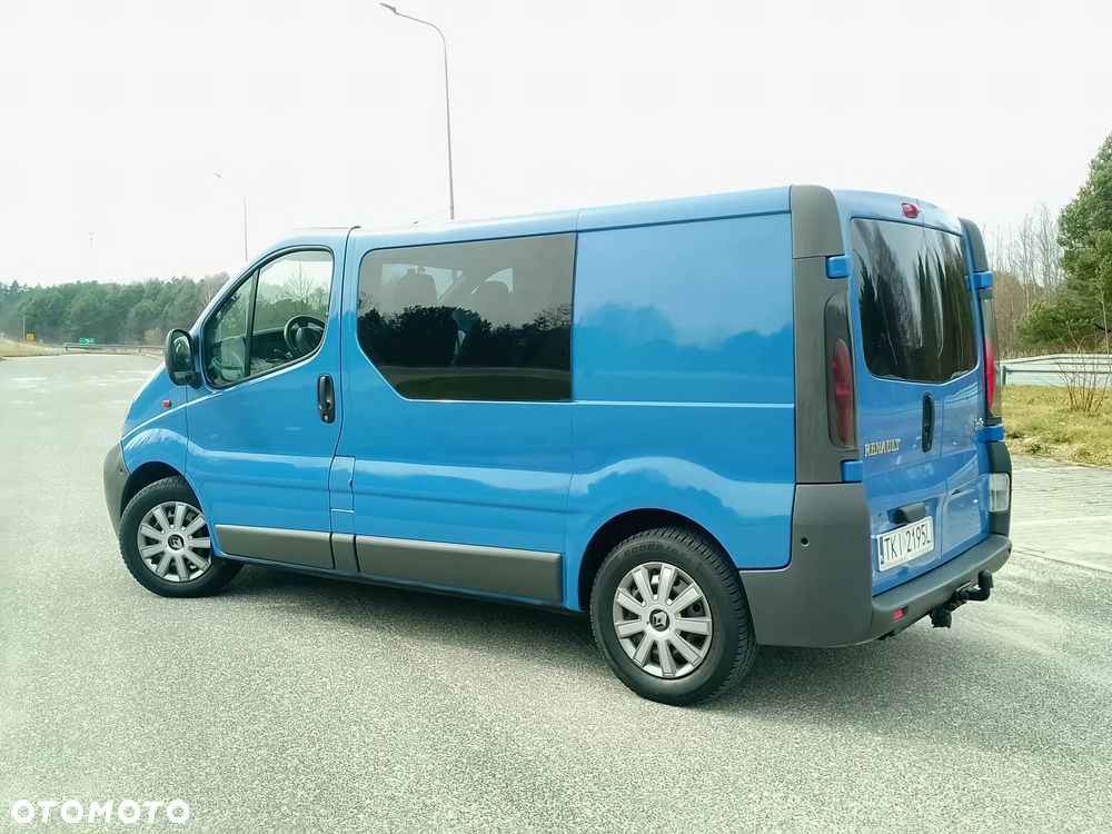 Renault Trafic - 25