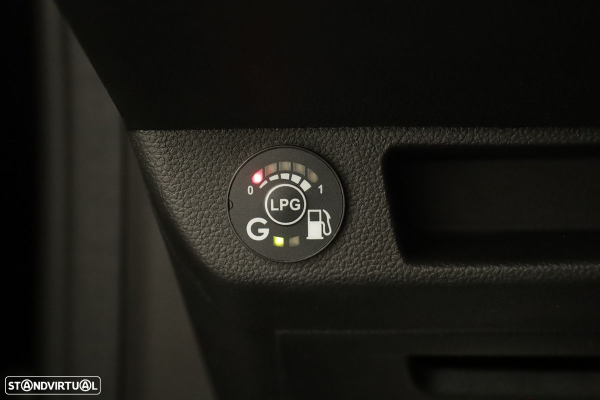 Renault Clio - 21