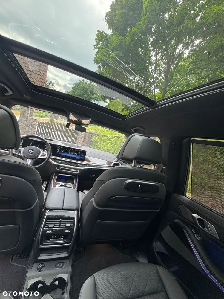 BMW X7 xDrive40i - 23