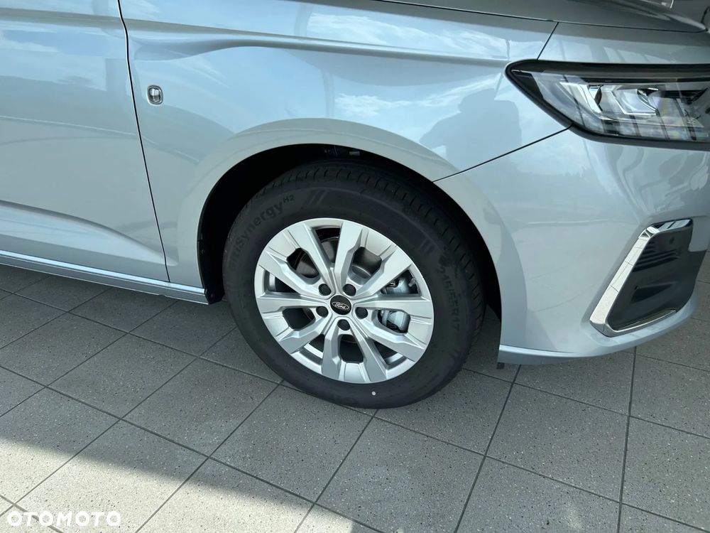 Ford Transit Connect - 11