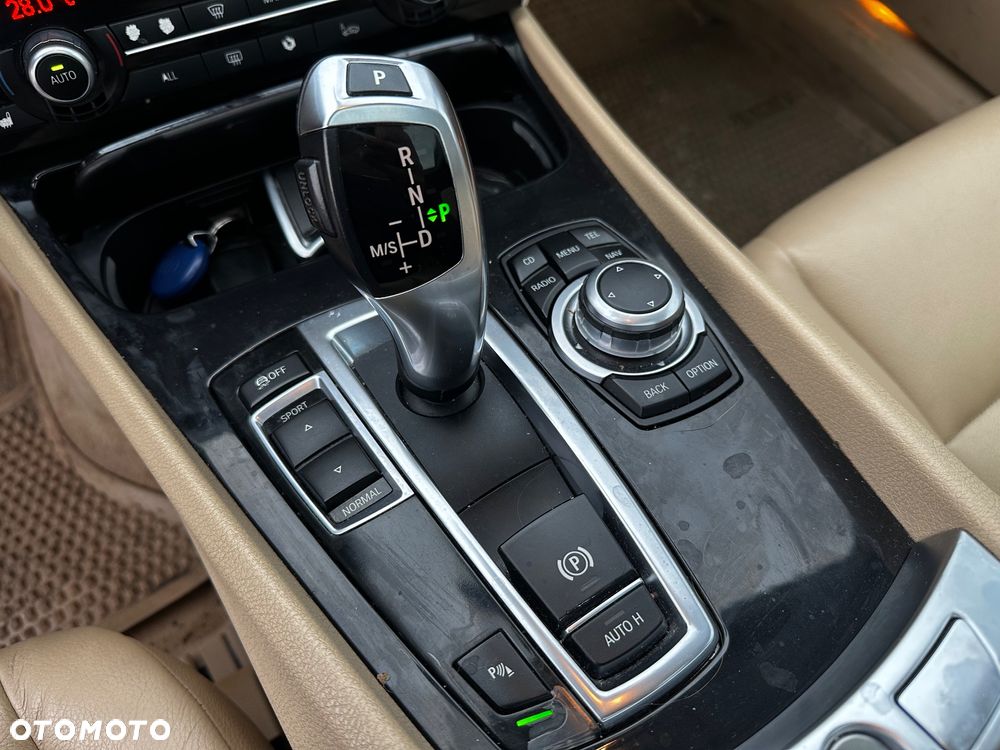 BMW Seria 5 - 28