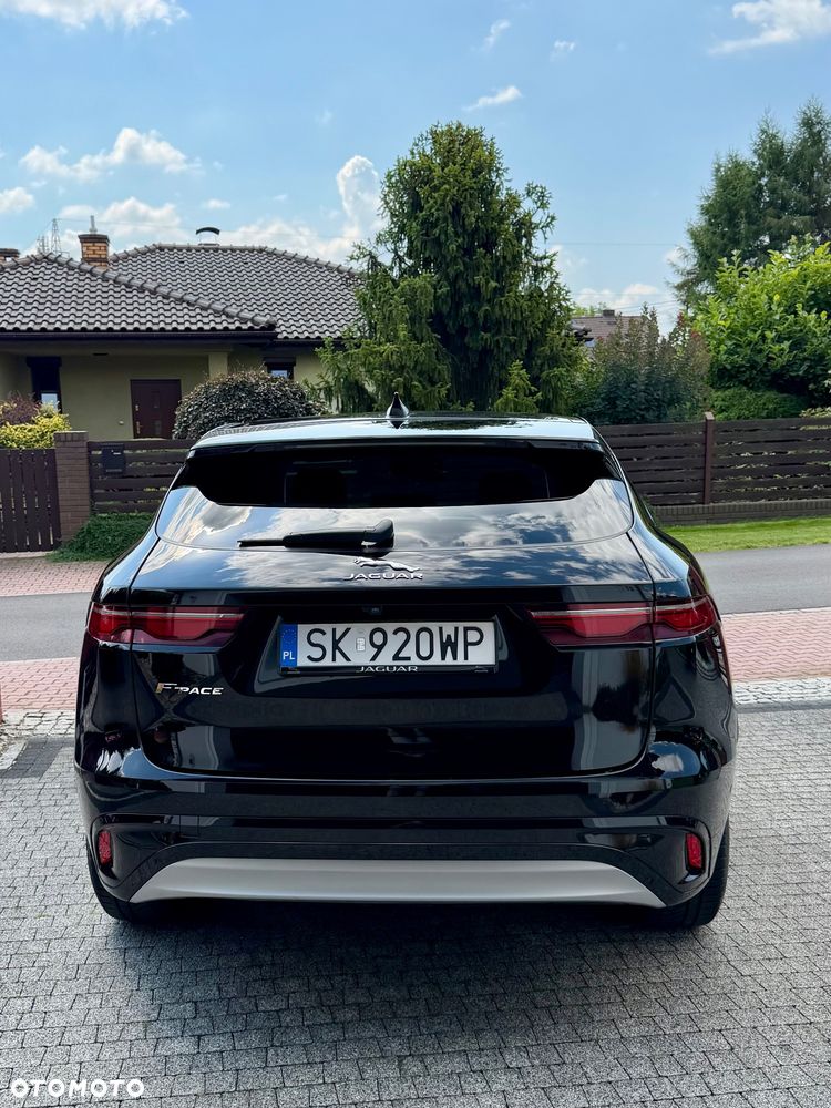Jaguar F-Pace - 18