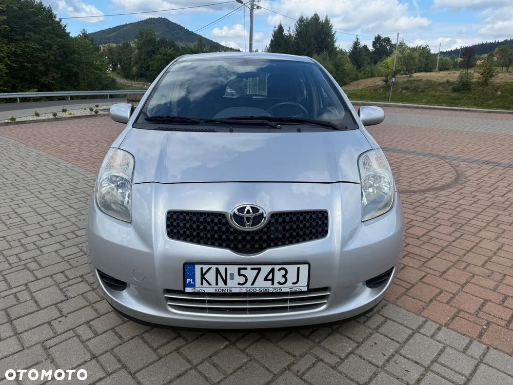 Toyota Yaris 1.0 Active - 2