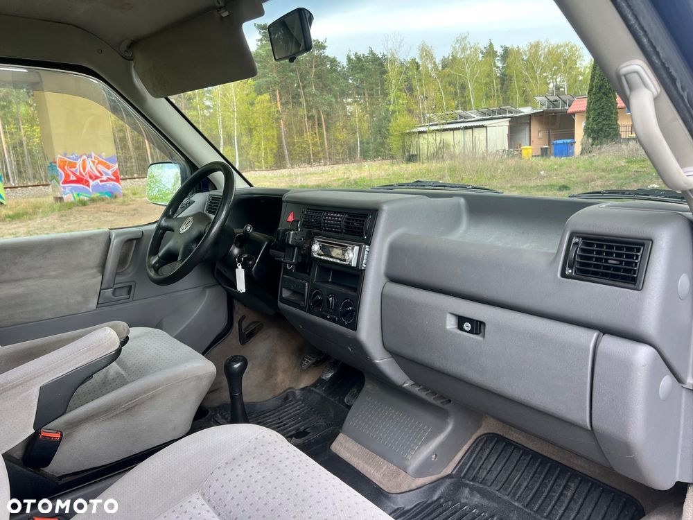 Volkswagen Transporter - 10