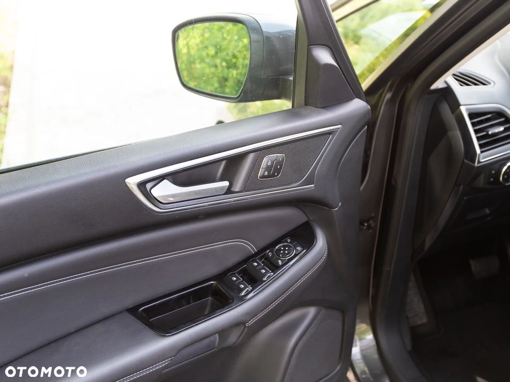 Ford S-Max 2.0 TDCi Bi-Turbo Titanium PowerShift - 17