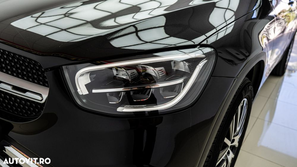 Mercedes-Benz GLC Coupe 300 de 4Matic 9G-TRONIC - 11