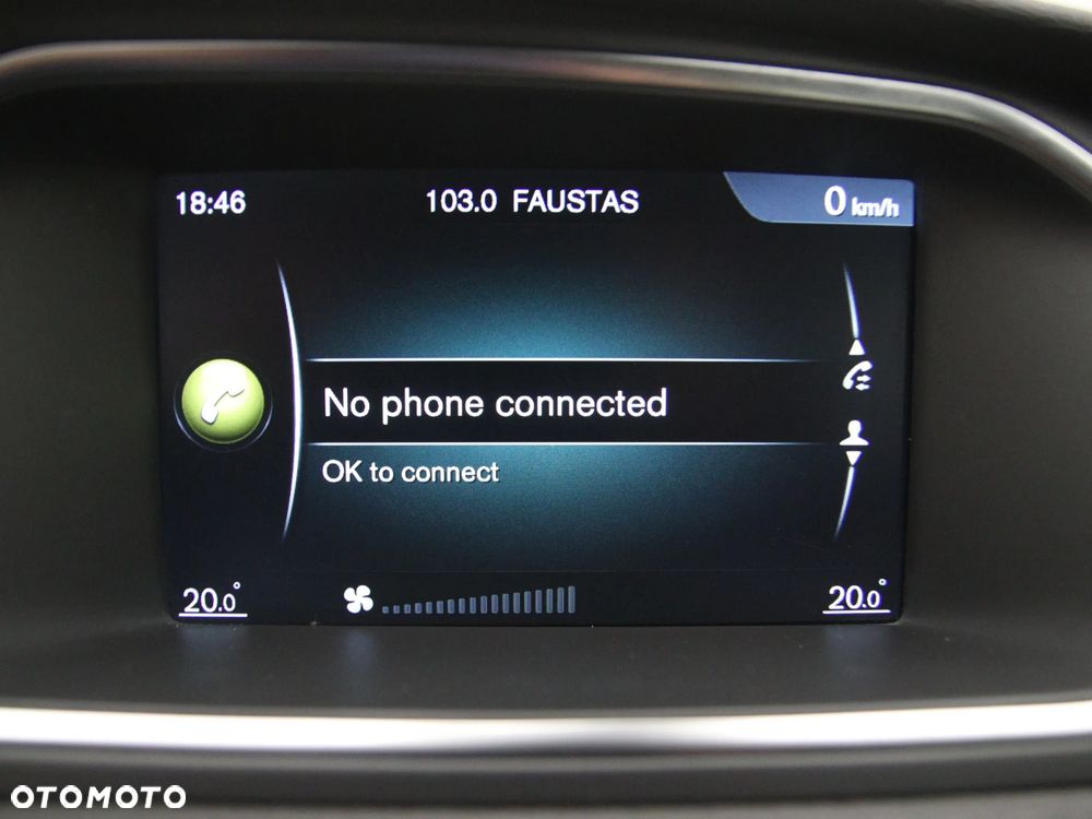 Volvo V40 - 23