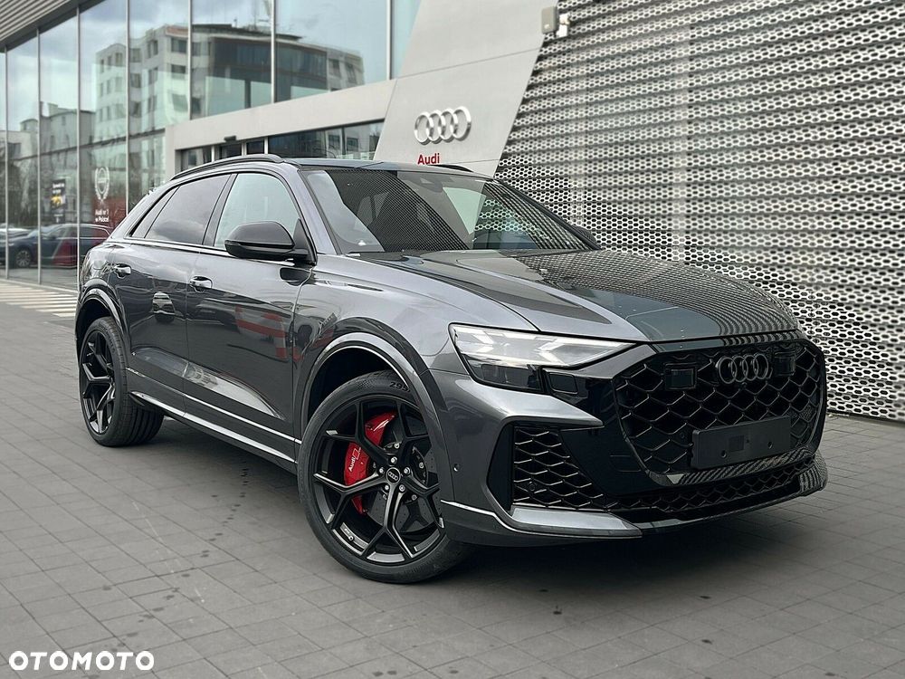 Audi RS Q8 - 7
