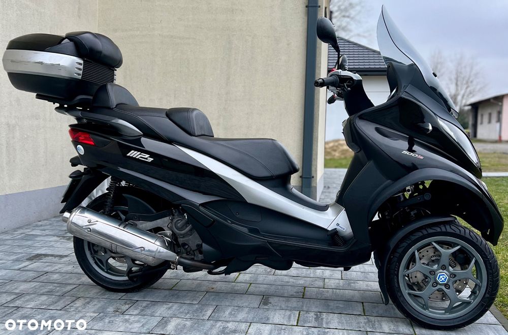 Piaggio MP-3 - 5