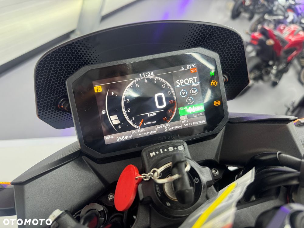 Honda Hornet - 28