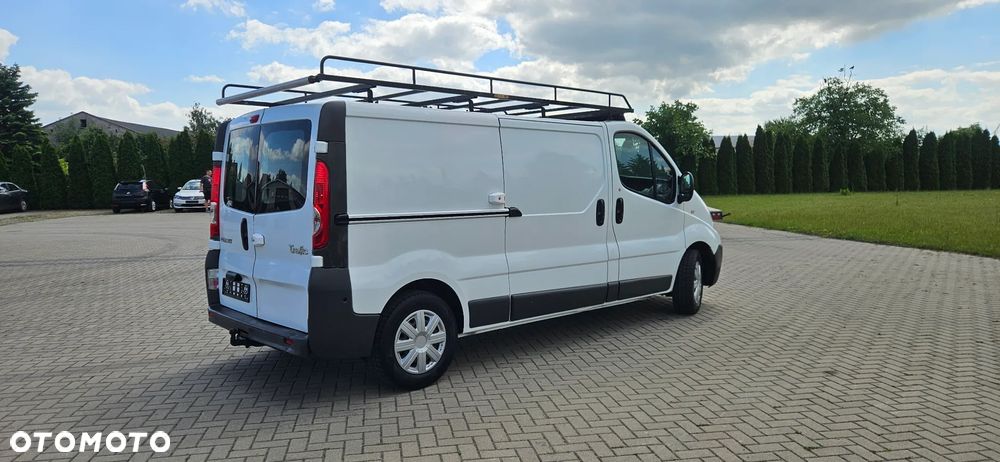 Renault Trafic - 8