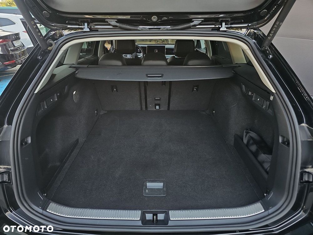 Volkswagen Passat - 18