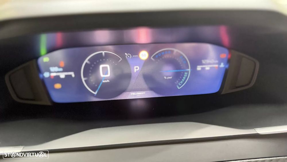 Peugeot 2008 1.2 Hybrid Allure e-DCS6 - 17