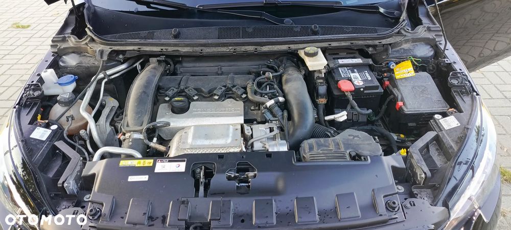 Peugeot 308 PureTech 263 Stop & Start GTi by Sport - 7