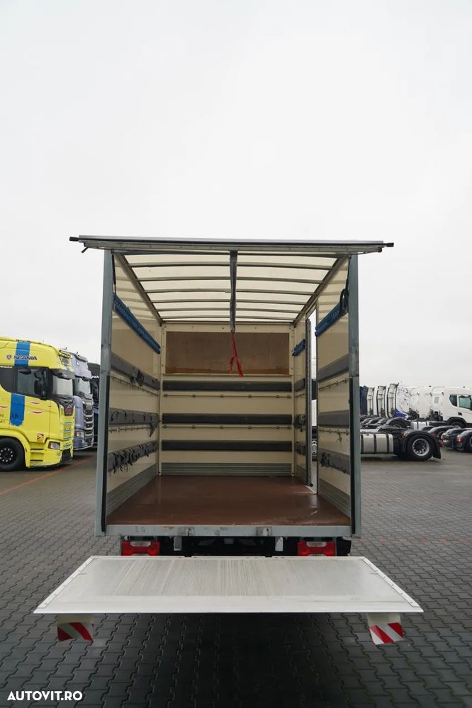 Iveco DAILY 35-160 / 4.3 M CONTAINER / DHOLLANDIA LIFT / TWIN GVWR: 3500 KG / 2021 - 21