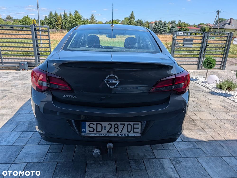 Opel Astra 1.6 Active EU6 - 8