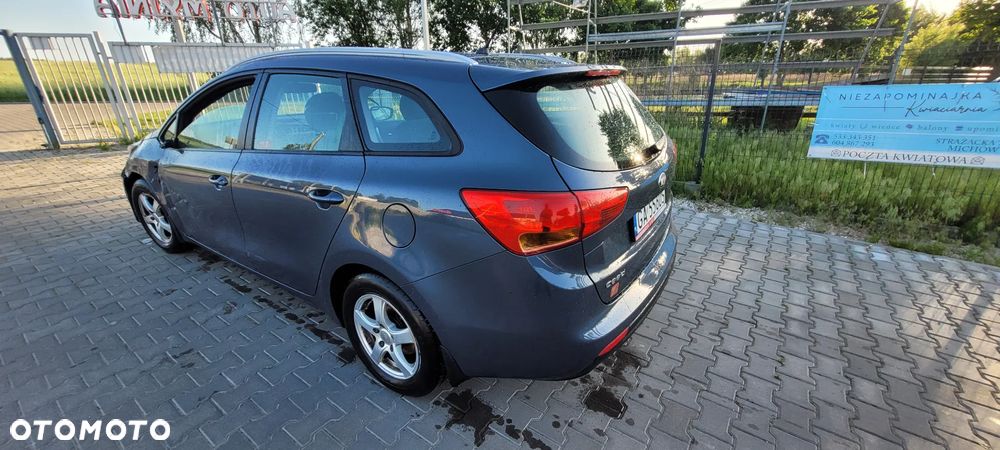 Kia Ceed 1.6 GDI L - 8
