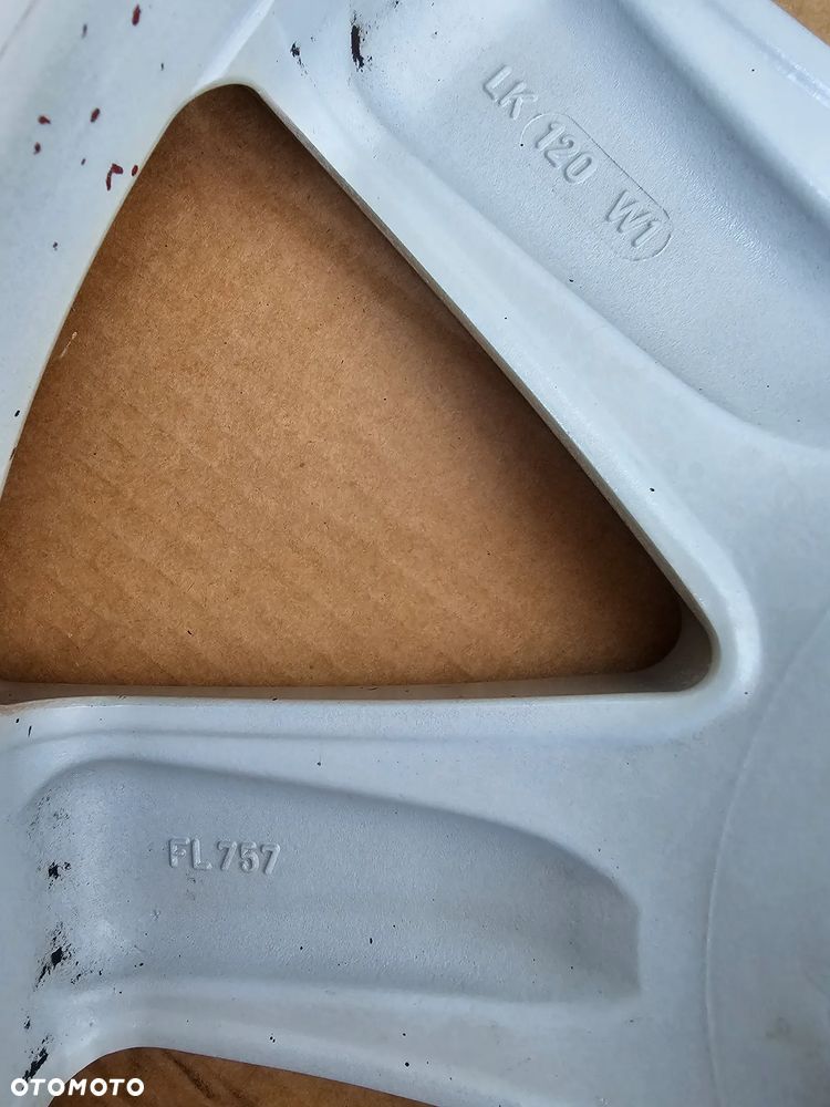 (F89) BMW Seria 1 E81 E82 E87 E88 Seria 3 E36 E46 / 7,5x17 ET44 5x120 / KBA 45568 - 7
