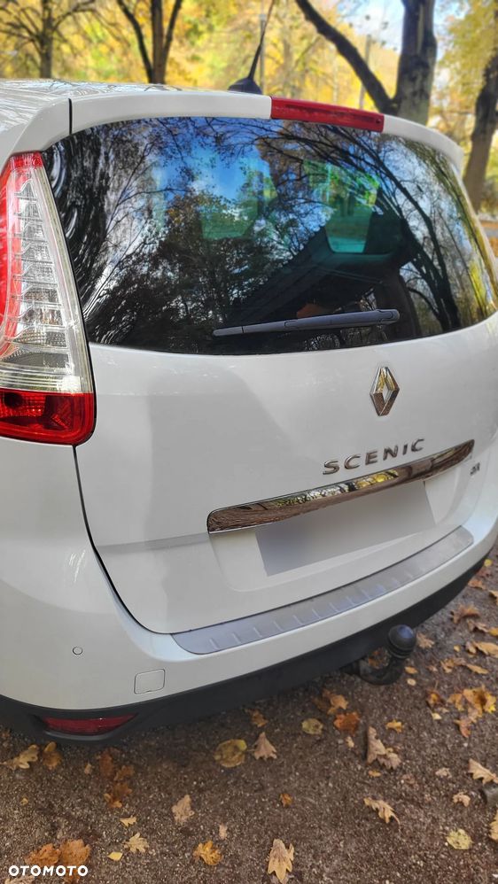 Renault Scenic dCi 160 Bose Edition - 22