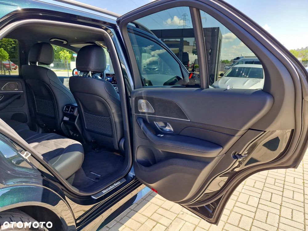 Mercedes-Benz GLE ver-350-de-phev-4--matic-amg-line - 21