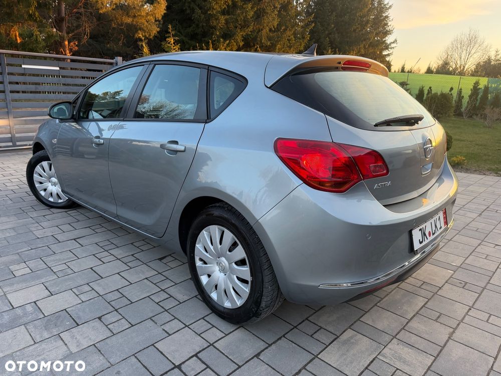 Opel Astra 1.6 Enjoy - 3
